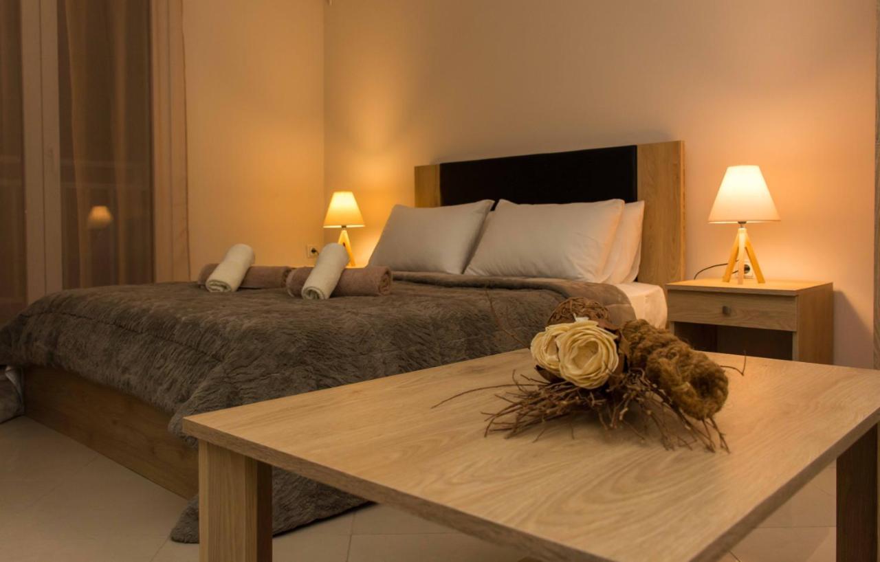 Central Luxury Studio Corinth Екстериор снимка