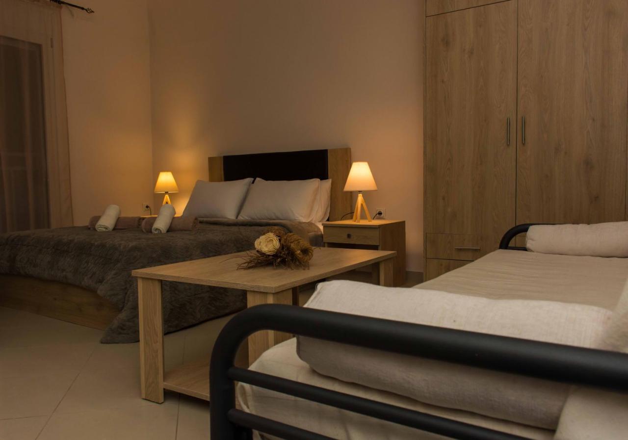 Central Luxury Studio Corinth Екстериор снимка