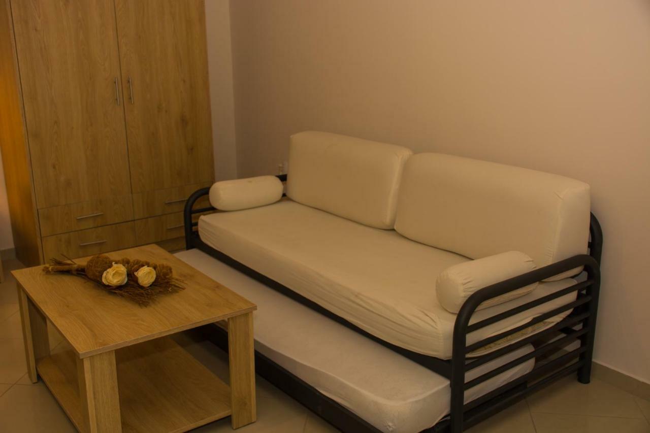Central Luxury Studio Corinth Екстериор снимка